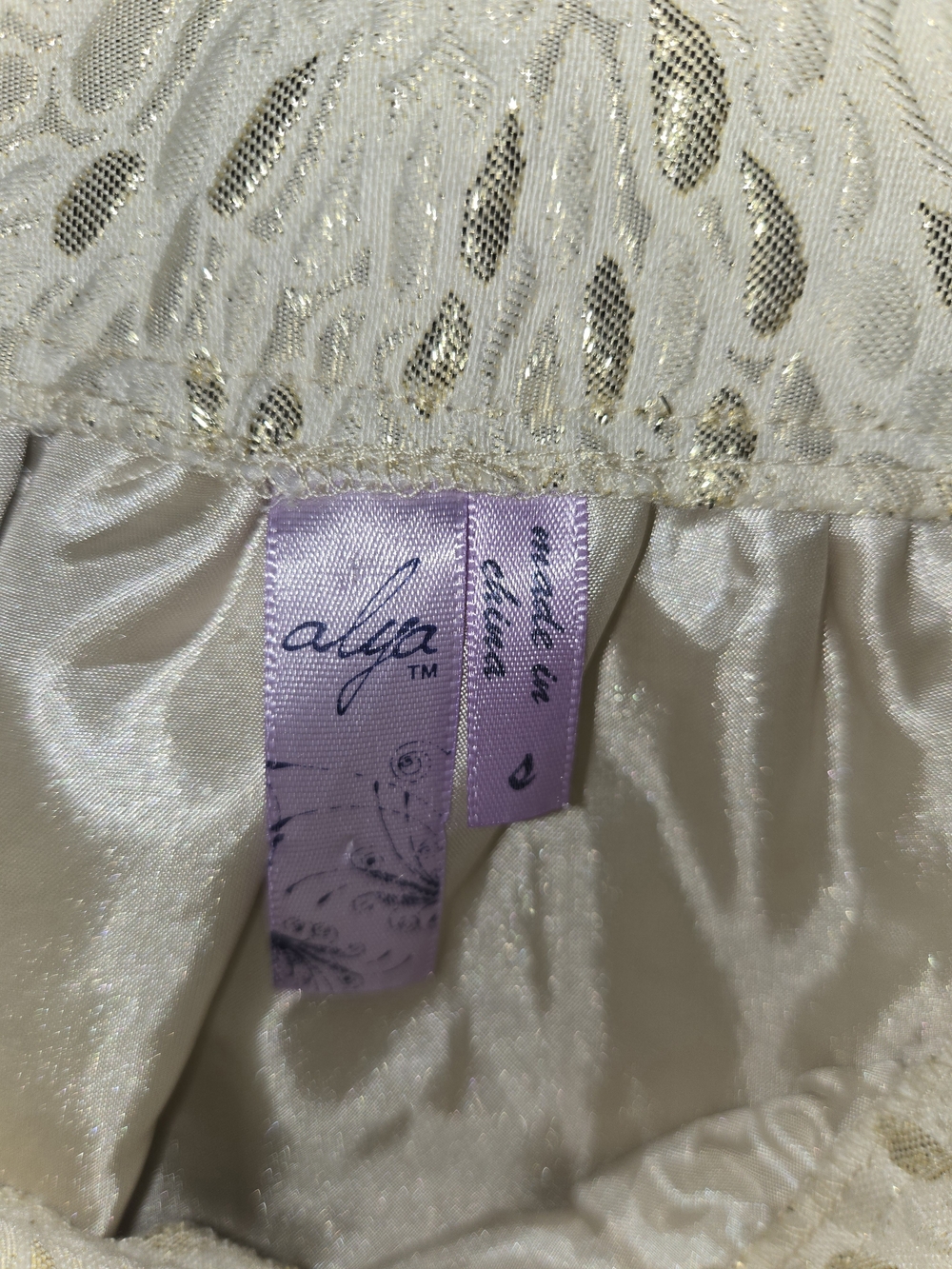 Alya White Eyelet A-Line Skirt with Metallic Underlay - Picture 2 of 3